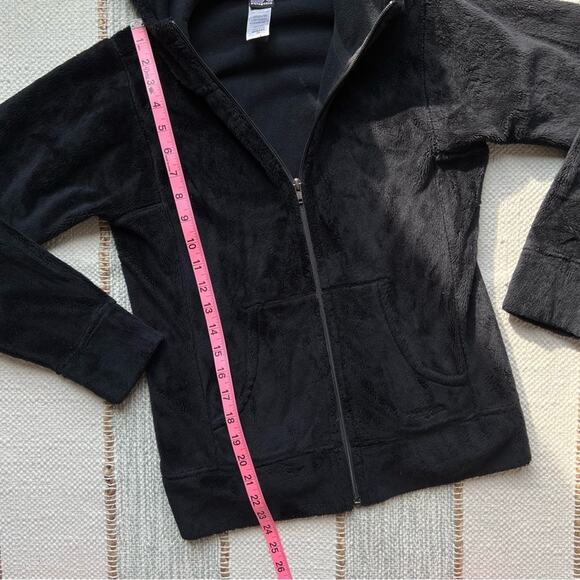 Patagonia Plush Synchilla Black Hooded Jacket Women’s Size XS - Picture 5 of 9